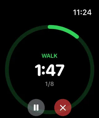 RunRoutes sur Apple Watch pendant un intervalle de marche.